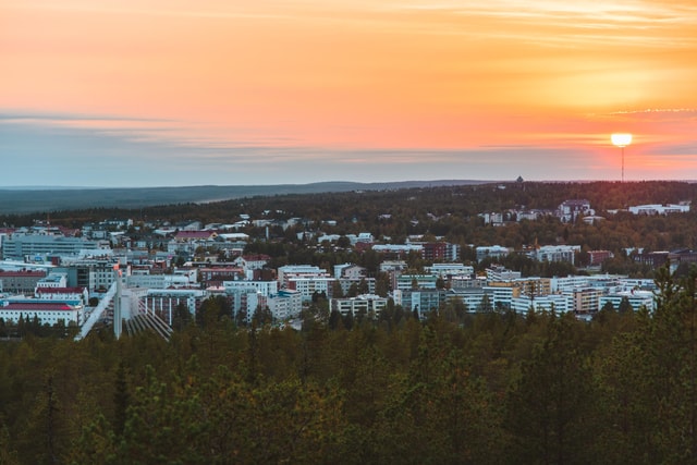 Rovaniemi: City and Nature Guided Walking Tour