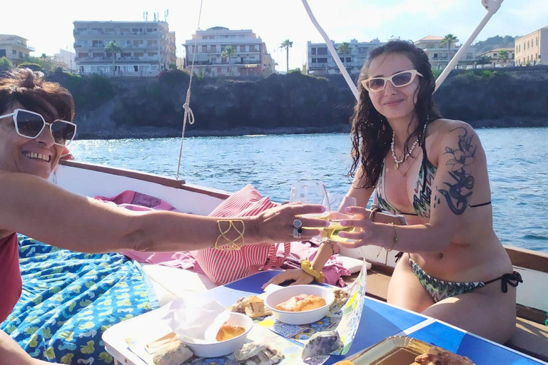 Etna, Taormina, Aci Trezza, Acireale, Buscemi: pranzo e cena