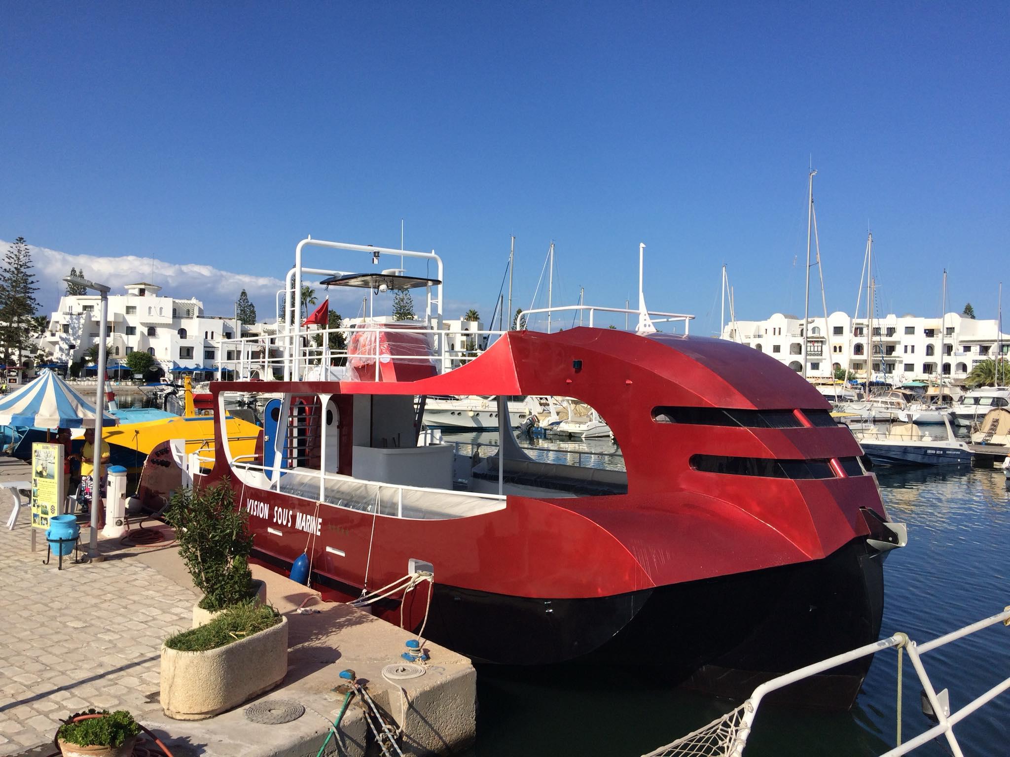 Sousse: Bootsfahrt mit Glasboden und Schwimmpause + Transfer