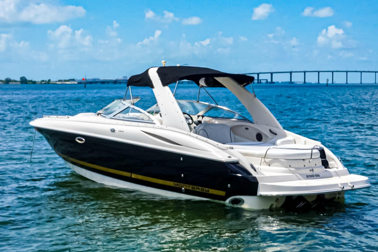 Miami: Private Boat tour with a captain 2-Hour Trip