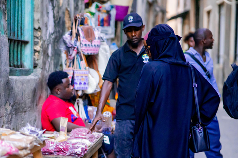 Stone Town Street Food Taste Tour a pie