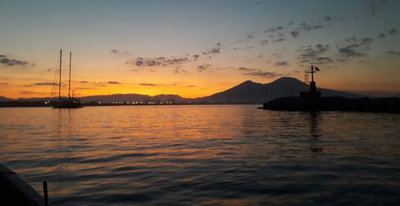 Naples: Coastline Boat Tour from Borgo Marinari