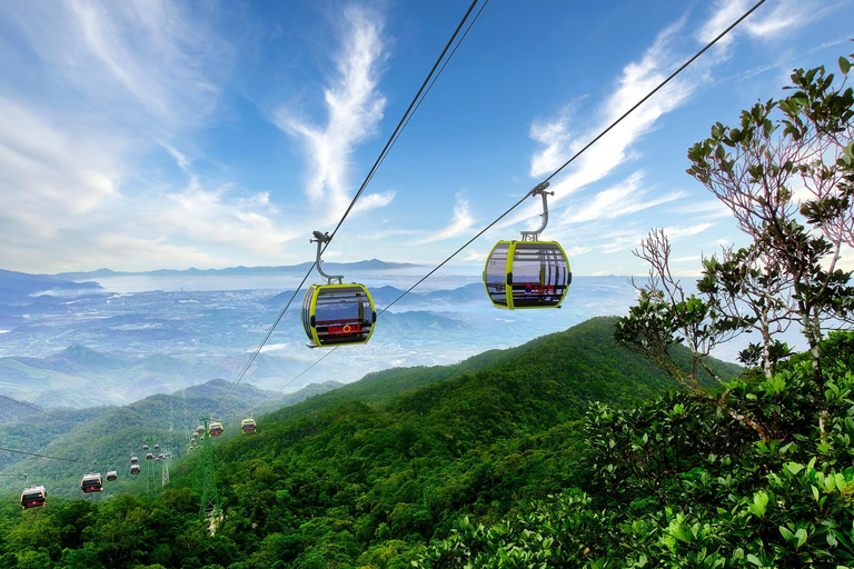 Z Da Nang: Złoty Most na wzgórzach Ba Na + relaksujący masażLarge Group Tour including Ticket – No Lunch - No Massage