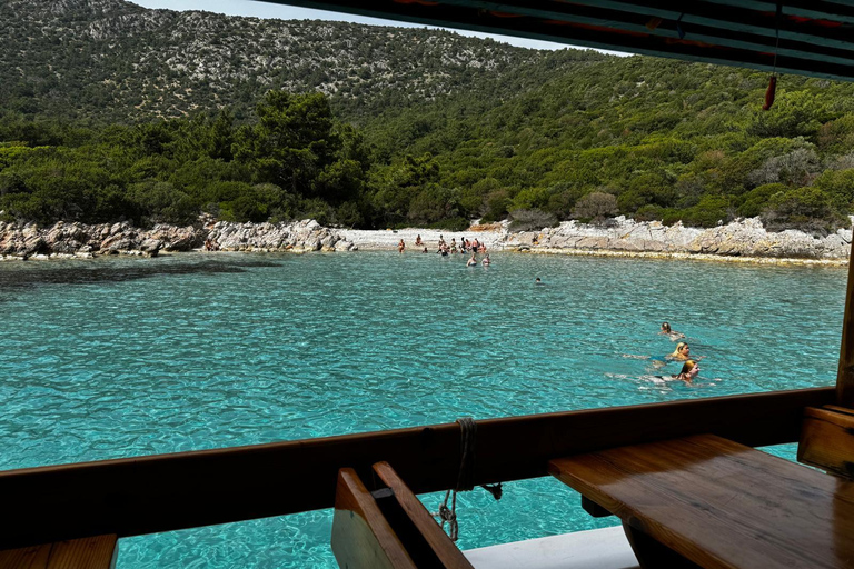 Bodrum: Orak Island Boat Trip with Lunch and Swimming Stops