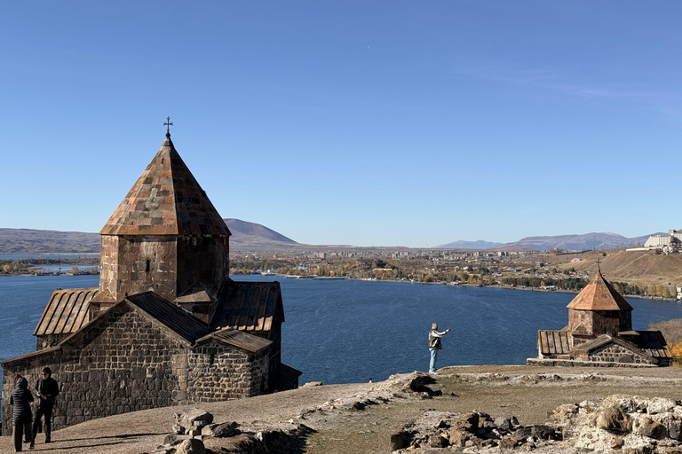 Yerevan: Lake Sevan, Dilijan & Fioletovo Tea Experience