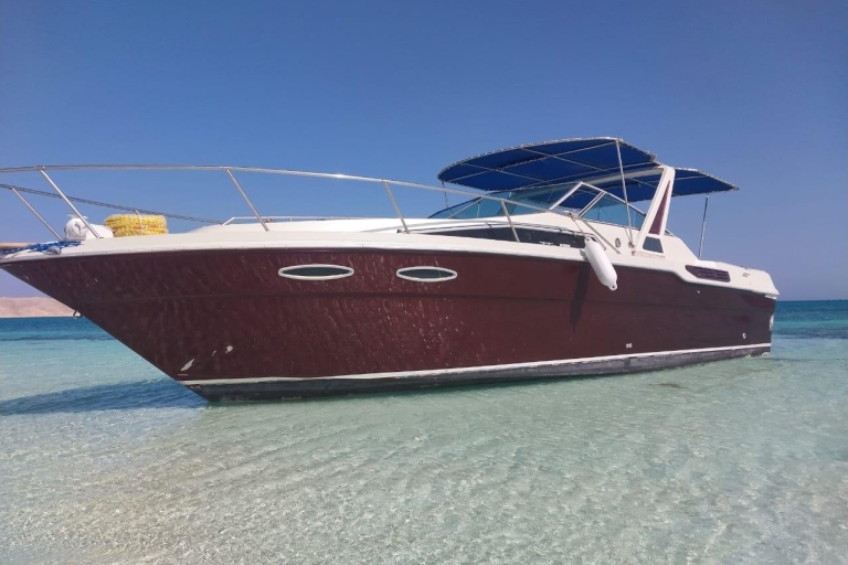 Hurghada: Luxe privé speedboot W snorkelen & fruit.