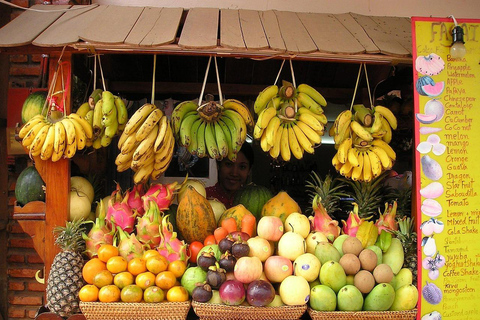 Vientiane: Small-Group Street Food Tour with Tastings