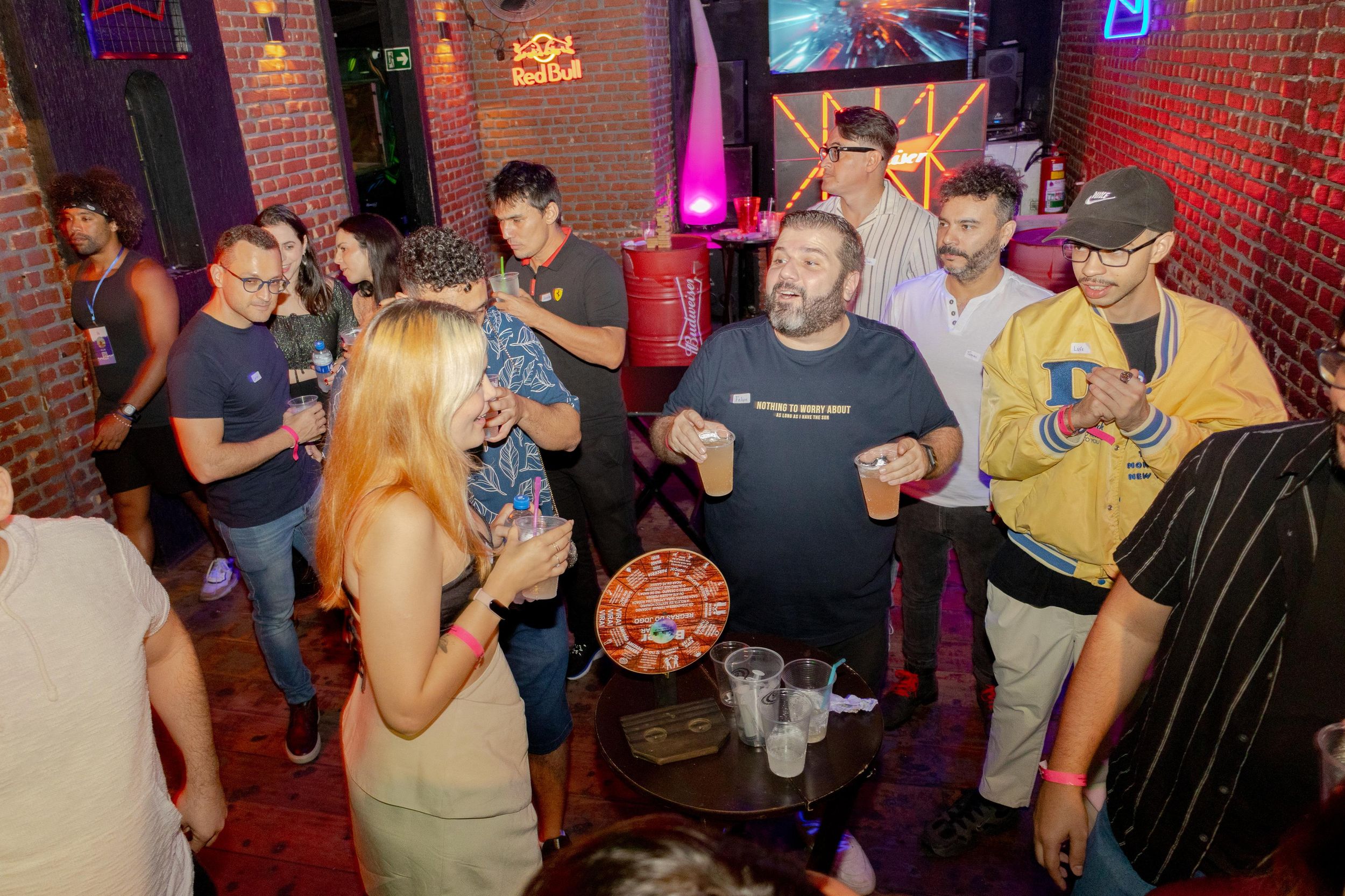Tour durch die Bars und Clubs von São Paulo. Pubcrawl SP