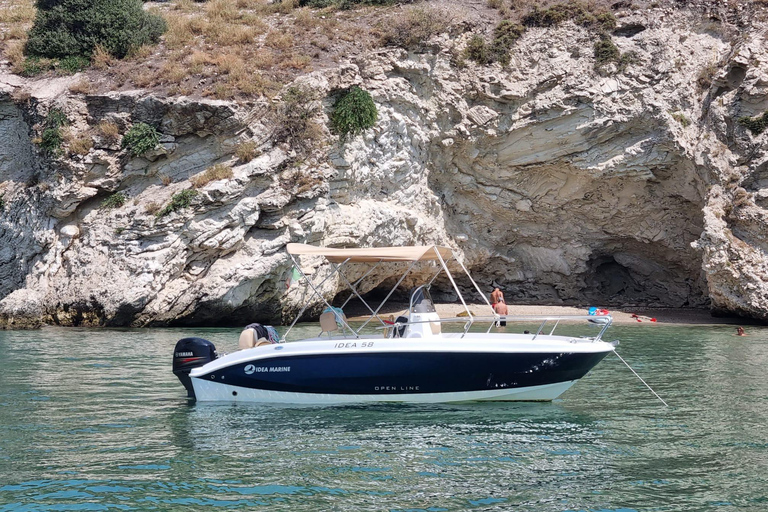 Vieste: South Coast Boat Excursion with a Swim Stop Vieste: South coast boat excursion with swim stop