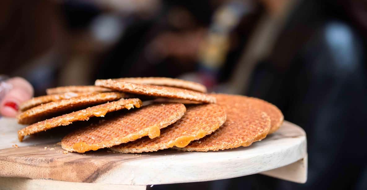 Afbeelding 6 van Amsterdam: luxe salon-boottocht met cocktails en wafels