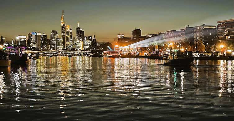 Frankfurt: Prywatna romantyczna wycieczka statkiem Skyline