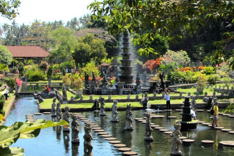 Bali: Lempuyang-Tempel, Tirta Gangga, und Taman Ujung Tour