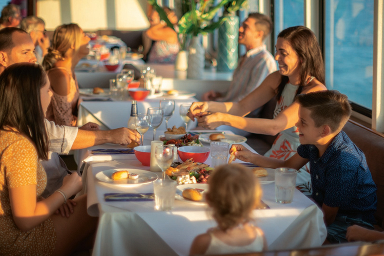 Darwin: Darwin Harbour Sunset Cruise with Buffet Dinner