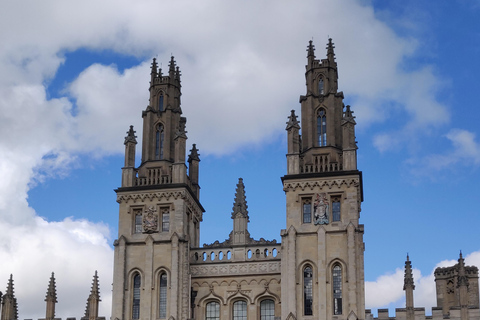 Oxford: Private Guided Walking Tour of University and City Oxford : Guided Walking Tour with optional college visit
