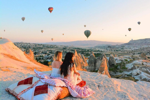 Zij:2 Daagse Cappadocië Tour met Hotel Lunch en Diner