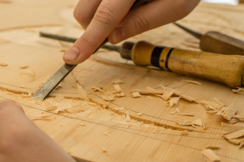 乘坐嘟嘟车游览康提艺术与手工艺乘坐嘟嘟车游览康提艺术与工艺