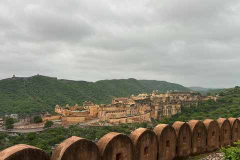 Jaipur: Passeio de bicicleta guiado pelo património de Amber com pequeno-almoçoCiclismo com café da manhã