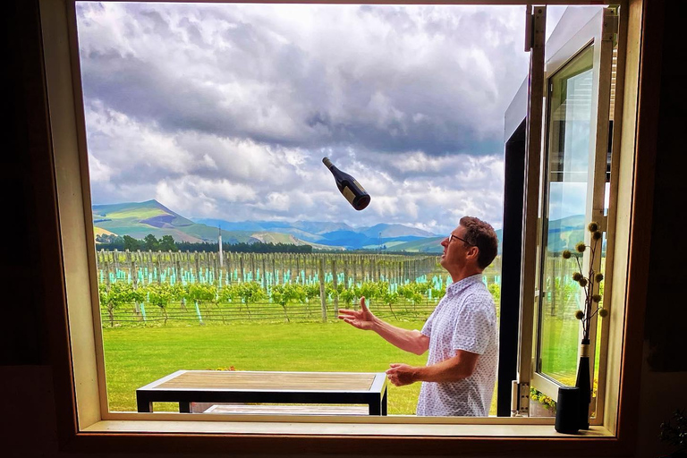 Waipara: Georges Road Winery Tour & Tasting with Winemaker