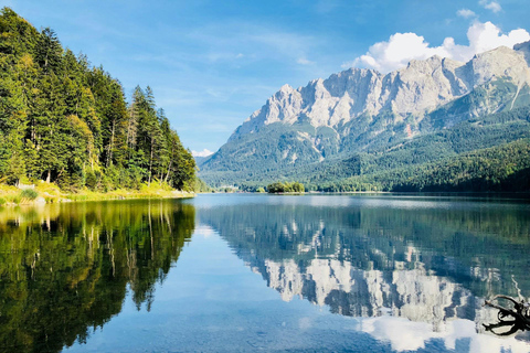 VIP Tour: Nürnberg-Munich-Salzburg + Transfer, Hotel & Meals