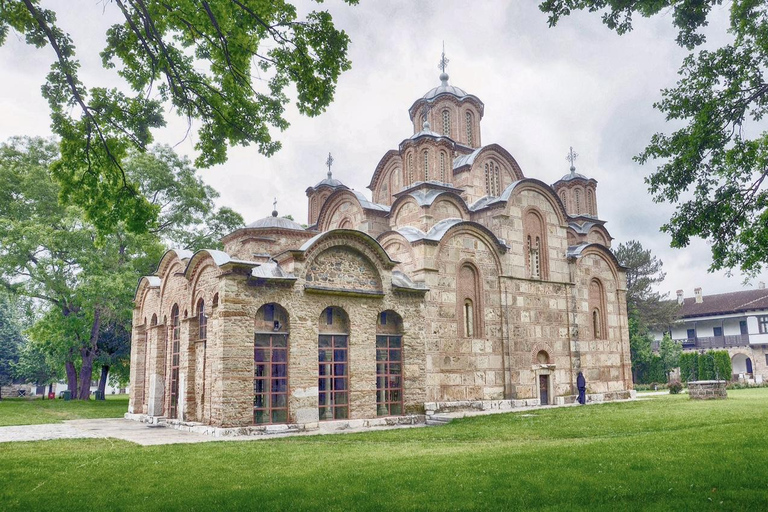 من سكوبيي: جولة نهارية إلى بريشتينا وبريزرن