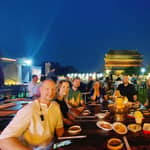 Pechino: tour a piedi serale tra gli antichi hutong e alla scoperta del cibo