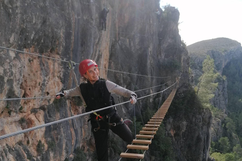 Marxuquera: La Falconera Via FerrataMarxuquera: Via Ferrata Falconera