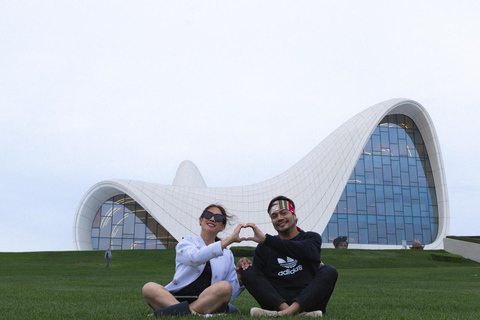 Baku: Heydar Aliyev Center Photoshoot (Flying Dress Option)