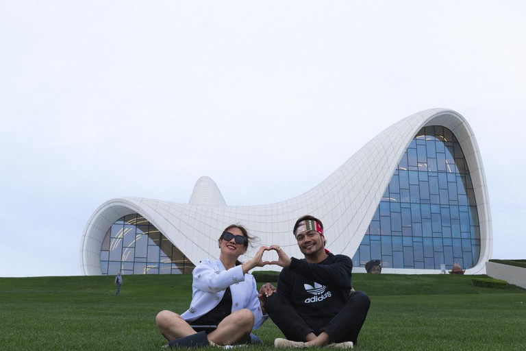 Baku: Heydar Aliyev Center Photoshoot (Flying Dress Option)