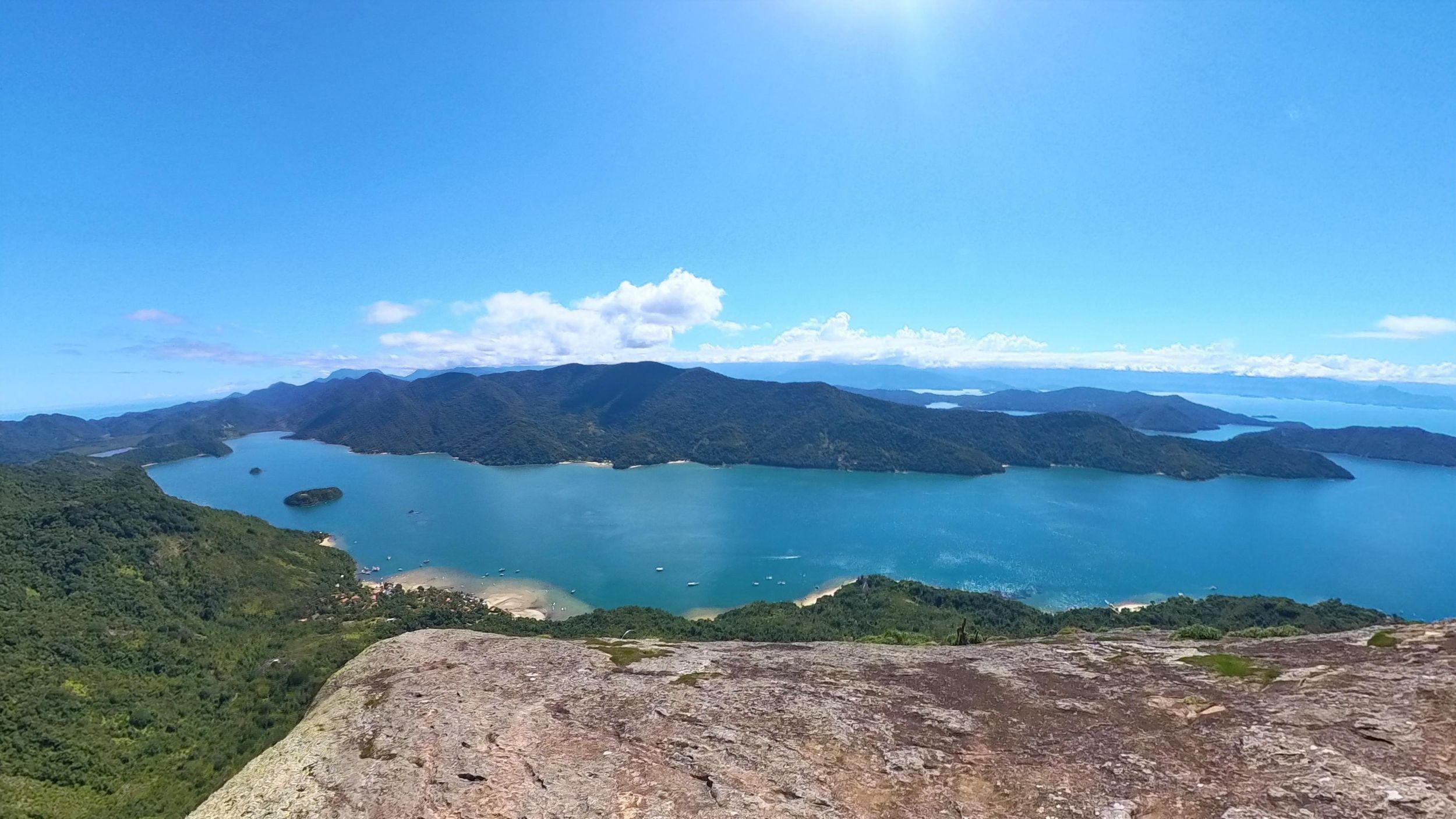 Paraty: Mamanguas Zuckerhut-Wanderung mit TaxiBoat und Transfer