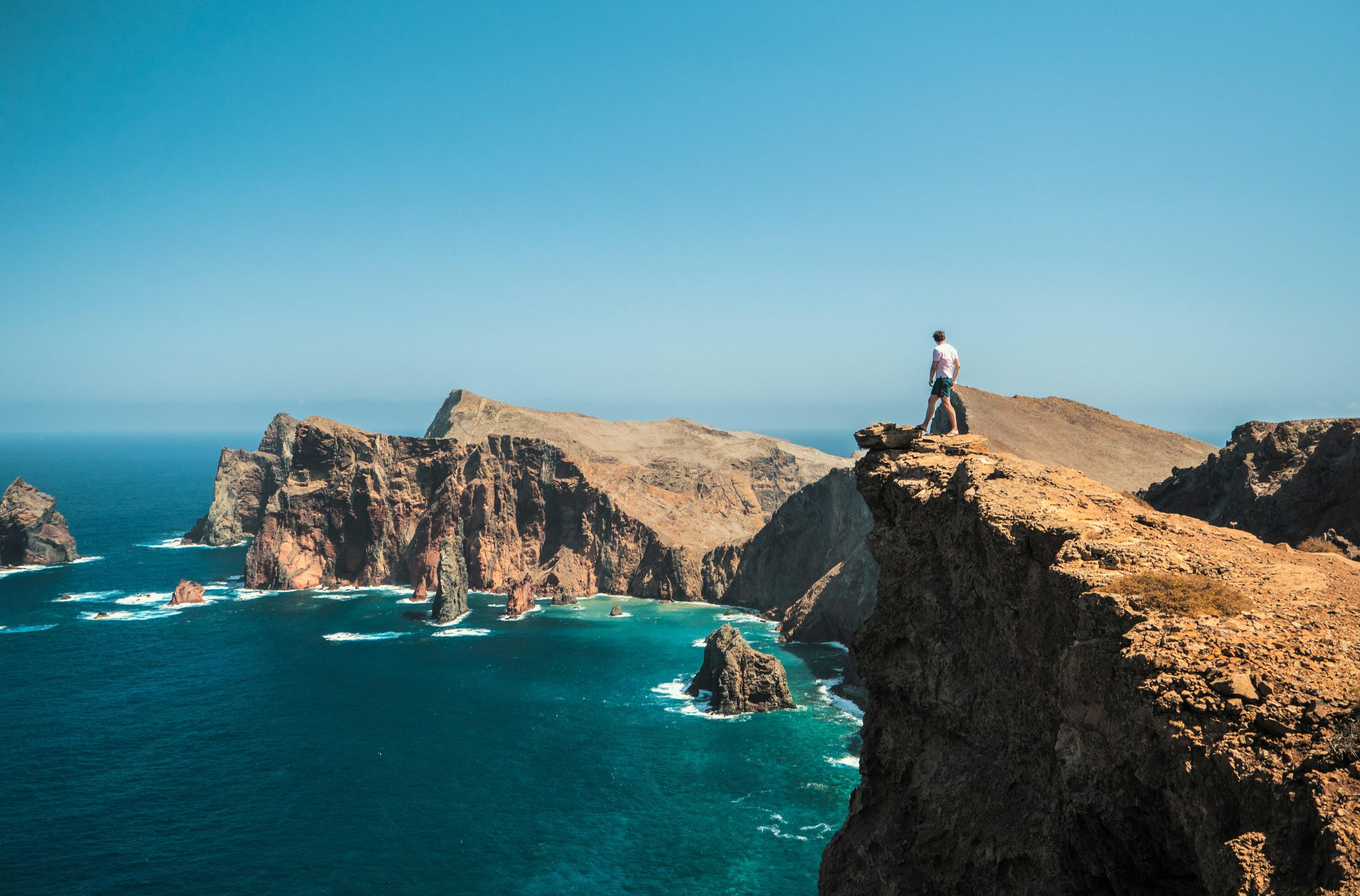 Funchal: Private Tour im Osten Madeiras & Rumdestillerie