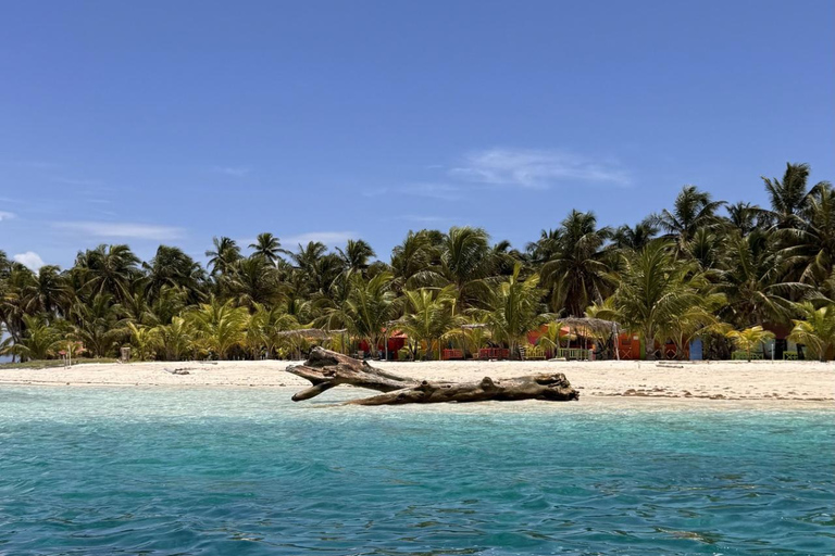 San Blas: tour with snorkeling, lunch and transportation