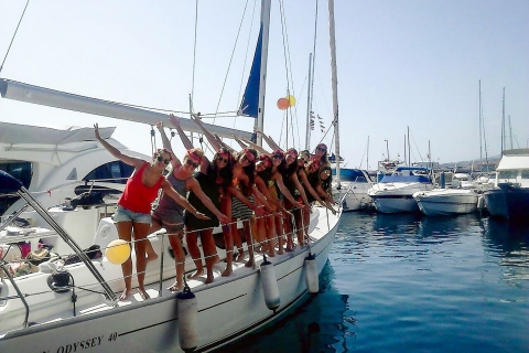 Tenerife: 3-Hour Luxury Sail with Food and Snorkeling Tenerife: 3-Hour Luxury Sailboat Tour with Food