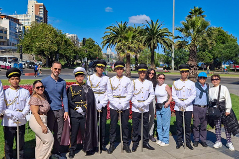 Santiago: Valparaíso Cruise Port Transfer & Vineyard Tour