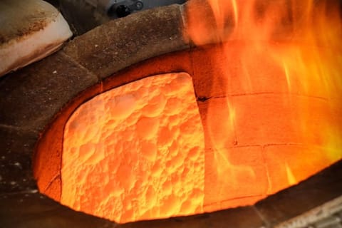 Istanbul: Döner & Tandoor Bread Making Experience with Meal