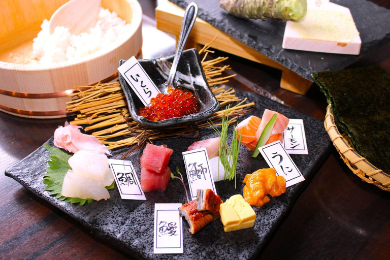 Osaka Dotonbori: Hand Roll Sushi Experience