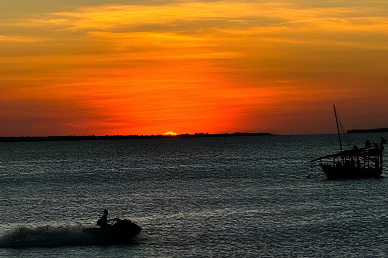 Zanzibar: Nungwi i Kendwa Sunset Dhow Cruise z transferemZanzibar: Nungwi i Kendwa Sunset Dhow Cruise.