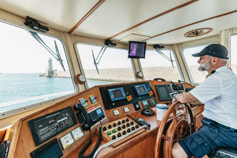 Nice 1Hour Sightseeing Cruise to Villefranche Bay GetYourGuide