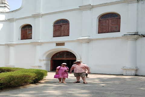 Kochi: Tuk-Tuk-Ausflug mit versteckten SchätzenKochi: Ausflug mit dem Tuk-Tuk zu versteckten Schätzen