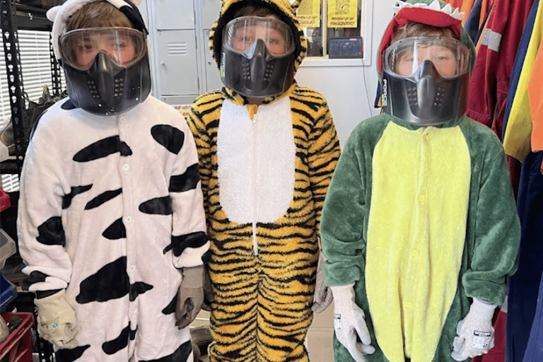 Brisbane: Smash Room Adventure with Safety Gear Brisbane: Smash Room Adventure with Safety Gear