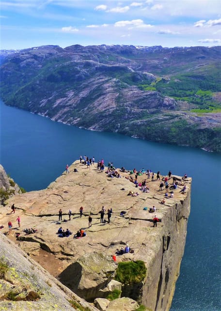 Suitetrails - Stavanger, Preikestolen Hike with Hotel/Ship Transfer