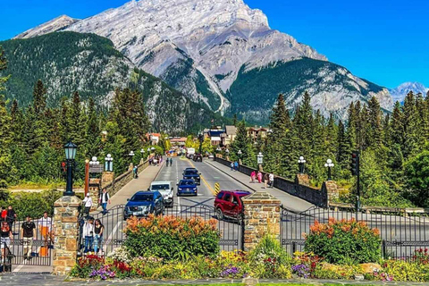 从卡尔加里出发：班夫国家公园及周边豪华巴士之旅