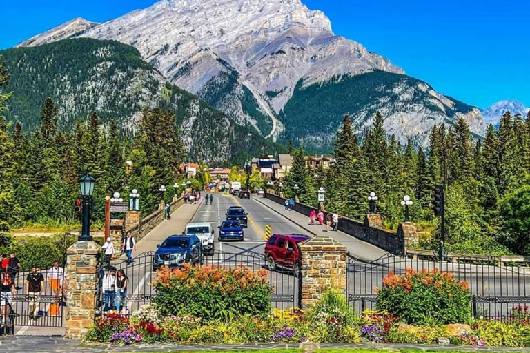 从卡尔加里出发：班夫国家公园及周边豪华巴士之旅