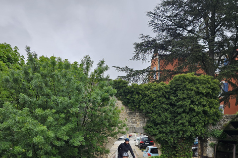 Le Thor, Châteauneuf De Gadagne, St-Saturnin Les Avignon de bicicleta elétricaLE THOR, CHATEAUNEUF DE GADAGNE, ST-SATURNIN DE BICICLETA COM ASSISTÊNCIA ELÉTRICA