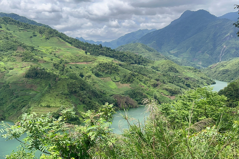 De Hanói: 4 dias de viagem de carro em circuito em Ha Giang e vídeo editado