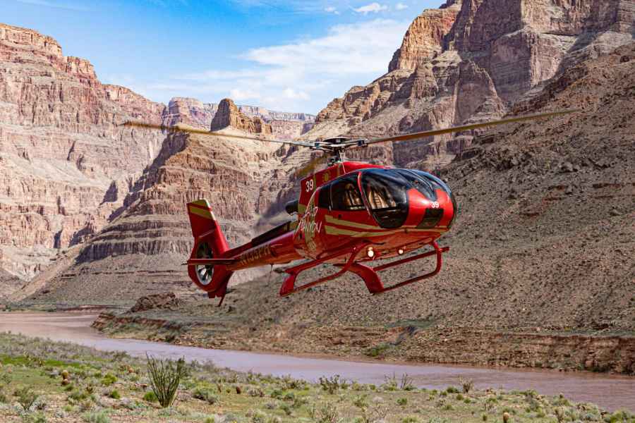 Grand Canyon: Helikopter-Tour mit Landung und Flug über Las Vegas Strip