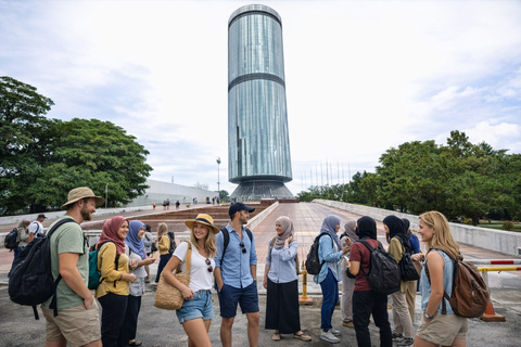 Kota Kinabalu: City Highlights Tour & Sunset Dinner Cruise