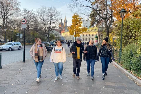 Cracovia: Tour FUN a pie por el casco antiguo con un guía local