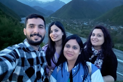 من باكو: جولة شيكي مع شريك سفر بي بي سي (خاص)