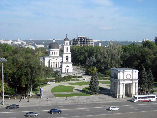 Visit Moldova tour - best destinations in 4 days in Chișinău