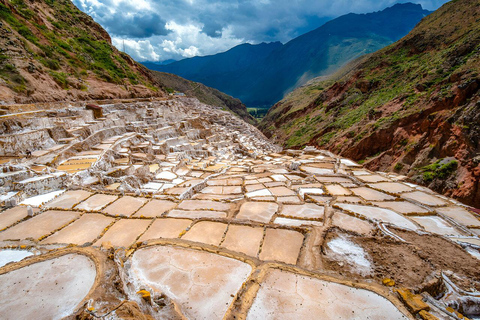 6-Day Cusco Adventure: Machu Picchu & Rainbow Mountain